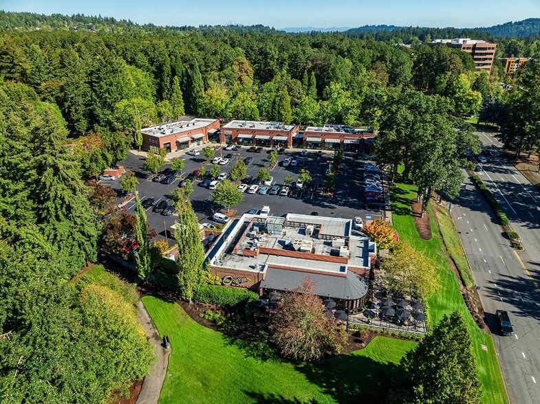 More Photos Of Centerpointe Dr @ Kruse Oaks Blvd, Lake Oswego Unknown For Lease