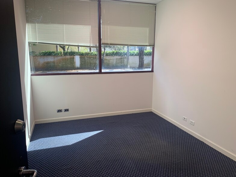 More Photos Of 1500 Corporate Center Way, Wellington Office For Lease