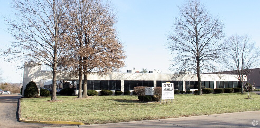 More Photos Of 1700-1748 Gilsinn Ln, Fenton Office For Lease