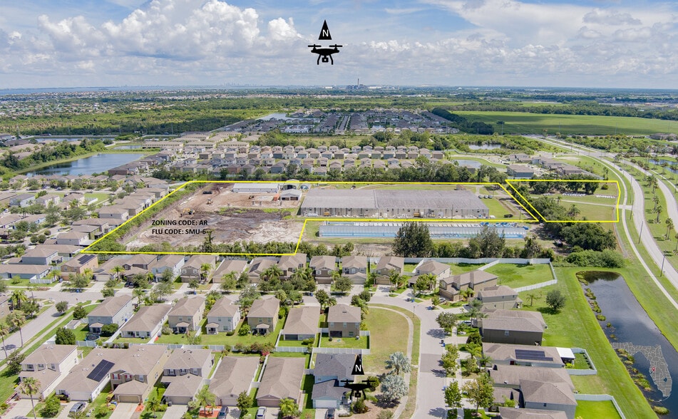 Primary Photo Of 1320 24th NE St, Ruskin Self Storage For Sale