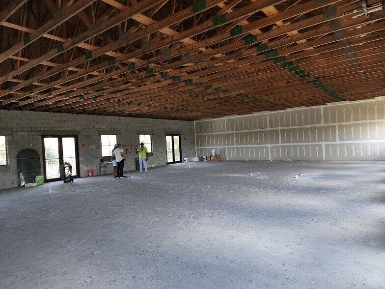 More Photos Of 1400 Hillmoor Dr, Port Saint Lucie Medical For Sale