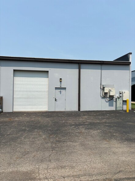 More Photos Of 1010 Taylor Station Rd, Gahanna Light Distribution For Lease