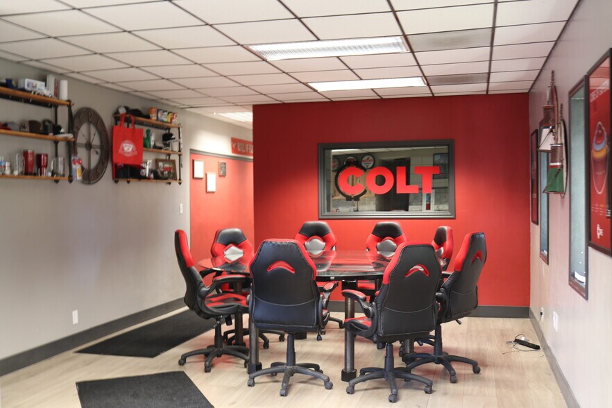 More Photos Of 3065 S West Temple, Salt Lake City Warehouse For Sale