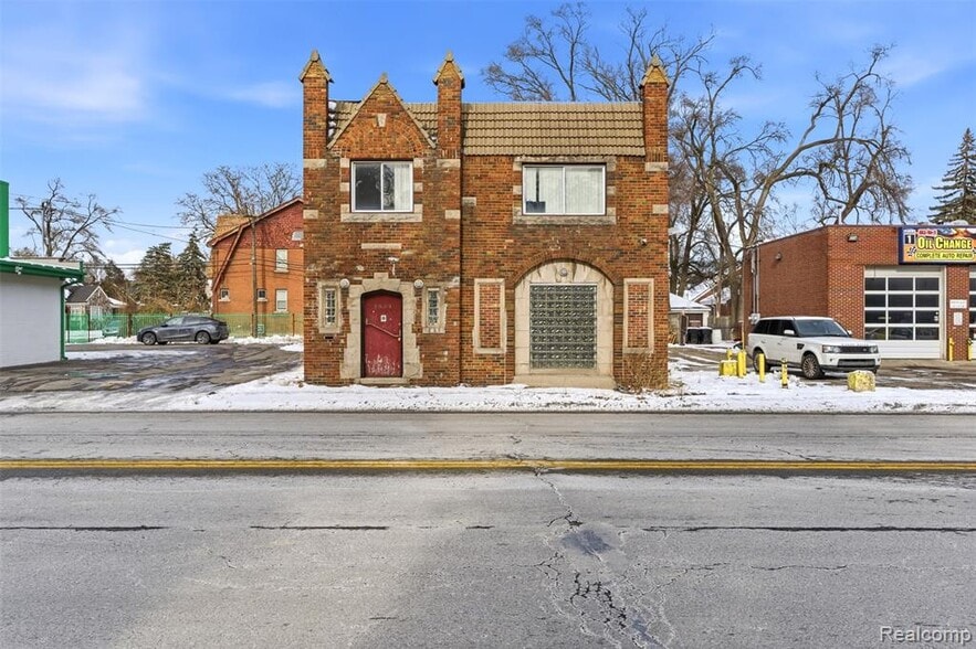 Primary Photo Of 4026 W McNichols Rd, Detroit Flex For Sale