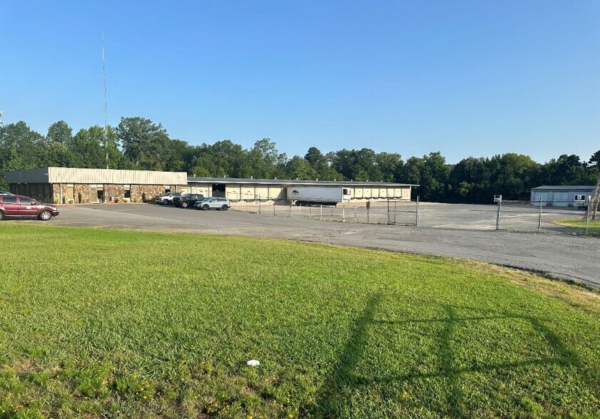 Primary Photo Of 9622 I 30, Little Rock Distribution For Sale