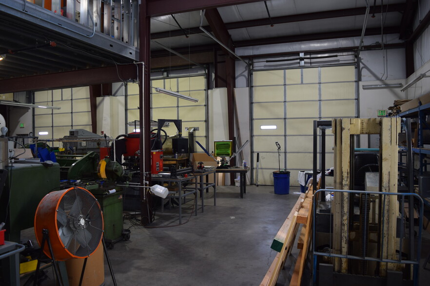 More Photos Of 2613 W 64th Ave, Denver Warehouse For Sale