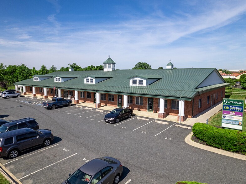 More Photos Of 9 Newport Dr, Forest Hill Office For Lease