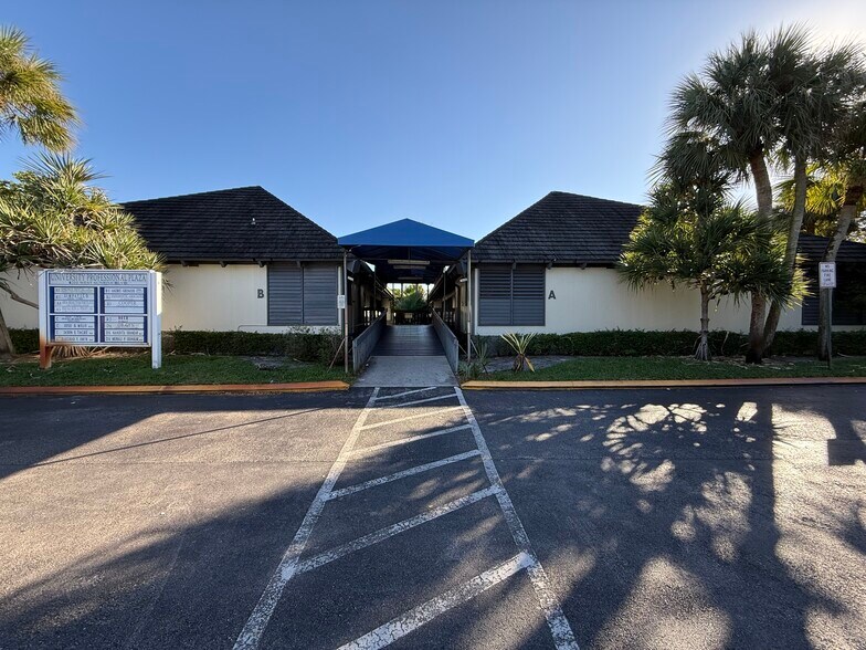 More Photos Of 8200 W Sunrise Blvd, Plantation Office For Sale