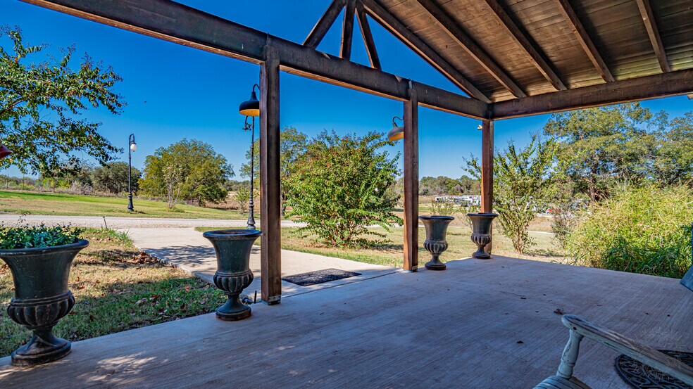 More Photos Of 1275-1299 Big Valley Cir, Lipan Trailer Camper Park For Sale