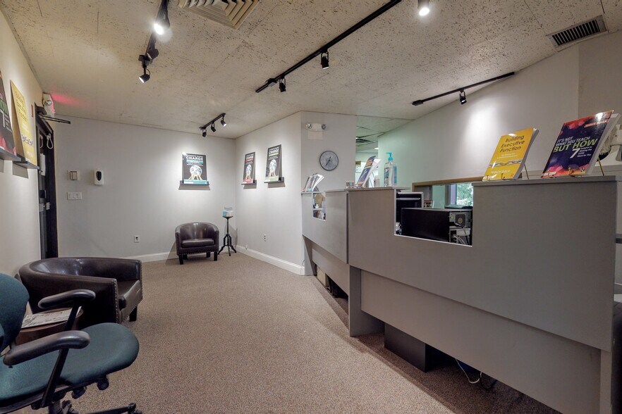 More Photos Of 545 Island Rd, Ramsey Medical For Lease