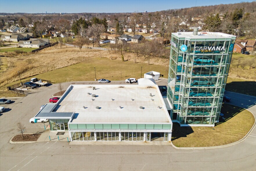 More Photos Of 4070 Interchange Corporate Center Rd, Warrensville Heights Auto Dealership For Sale