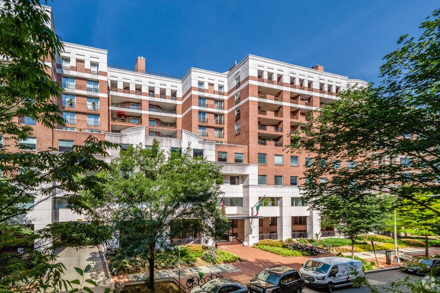 More Photos Of 1250 23rd St NW, Washington Office Residential For Lease