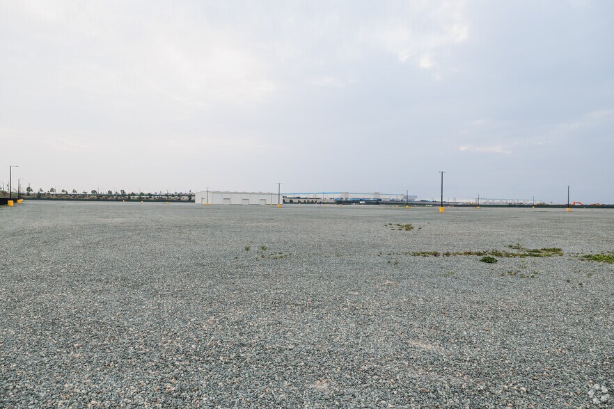 More Photos Of 9802 Lone Star Rd, San Diego Warehouse For Lease