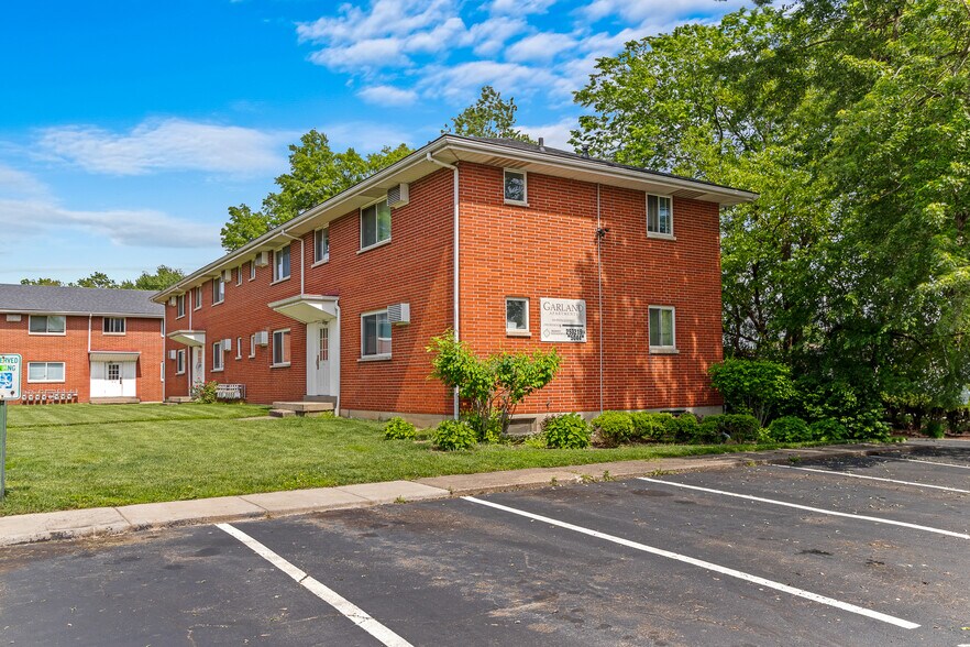 More Photos Of 820 French St, Jeffersonville Apartments For Sale