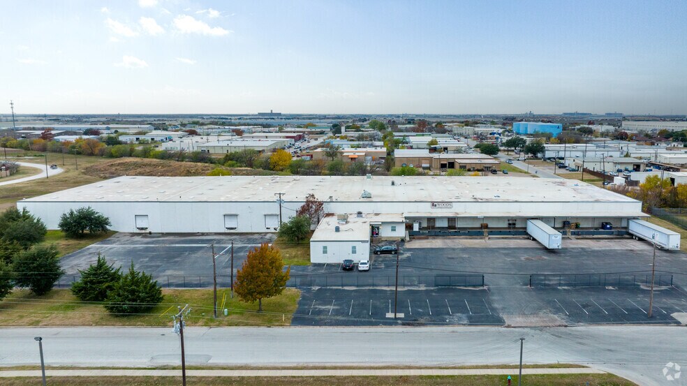 Primary Photo Of 4233 Janada St, Haltom City Warehouse For Lease