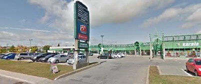 More Photos Of 2075-2155 Boul Des Seigneurs, Terrebonne Storefront For Lease