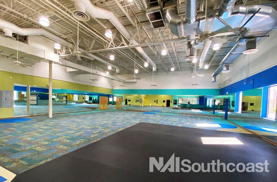 More Photos Of 3498 NW Federal Hwy, Jensen Beach Medical For Lease