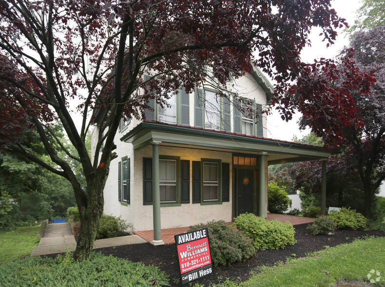 Primary Photo Of 977 E Schuylkill Rd, Pottstown Office Residential For Lease