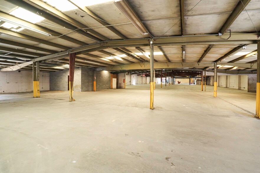 More Photos Of 4734 Potato House Ct, Wilson Warehouse For Lease