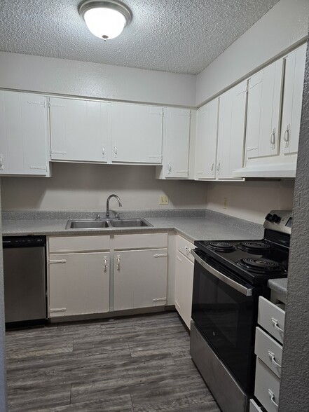 More Photos Of 4651 Oakwood Dr, Odessa Apartments For Sale