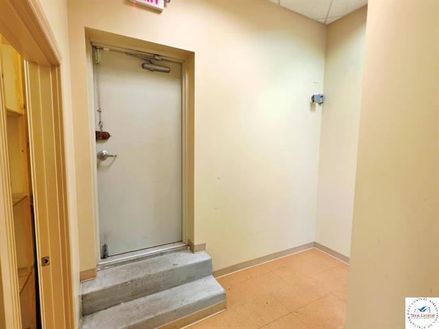 More Photos Of 770 Winchester Dr, Sedalia General Retail For Sale