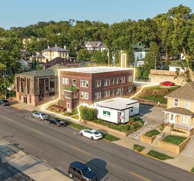 Primary Photo Of 209 S 4th St, Council Bluffs Apartments For Sale