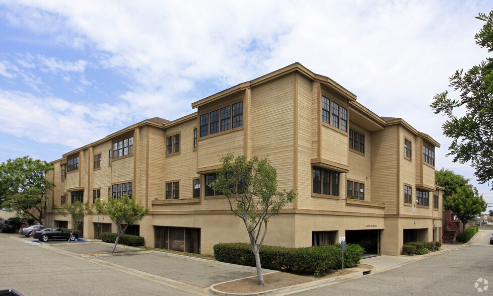 More Photos Of 13252 Garden Grove Blvd, Garden Grove Medical For Lease