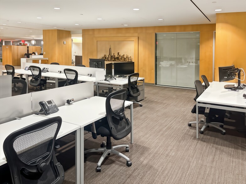More Photos Of 200 Vesey St, New York Coworking Space