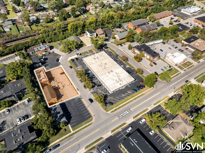 More Photos Of 265 Regency Cir, Lexington Office For Sale