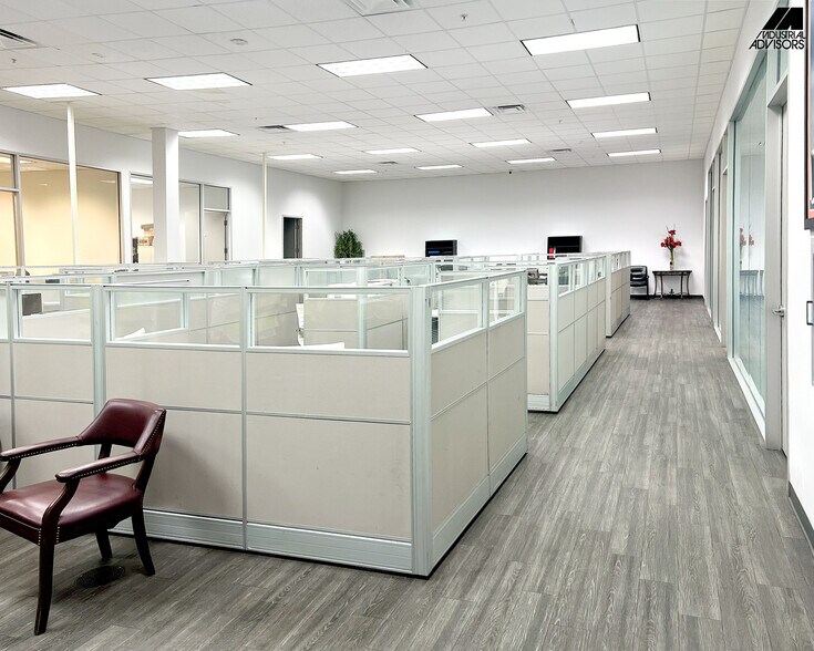 More Photos Of 6725 NW 36th St, Miami Warehouse For Lease