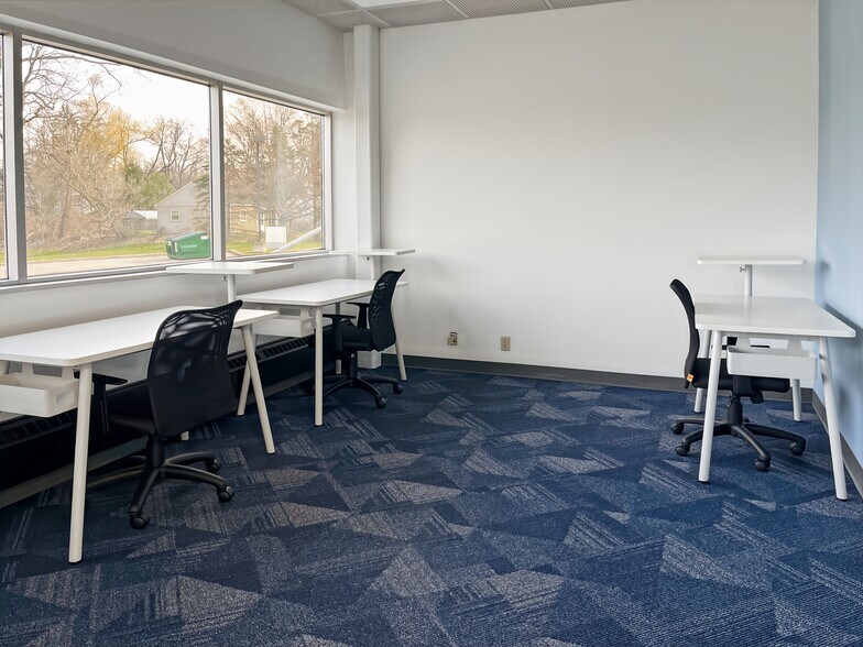 More Photos Of 600 Plastics Pl, Kalamazoo Coworking Space