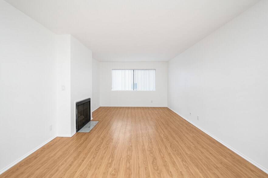 More Photos Of 4434 Fulton Ave, Sherman Oaks Apartments For Sale