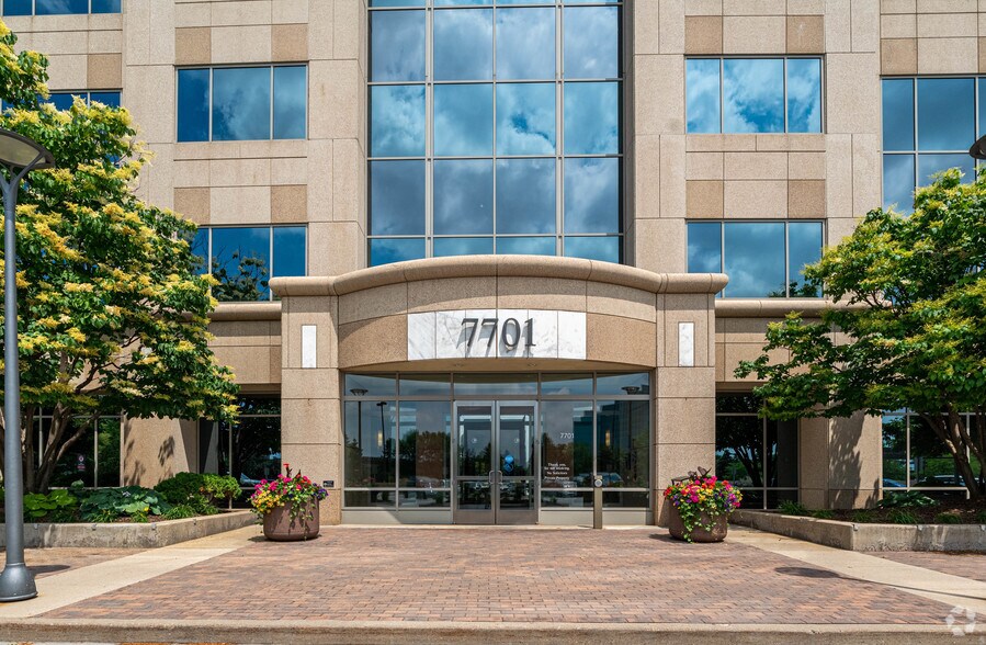 Primary Photo Of 7701 S France Ave, Edina Office For Lease