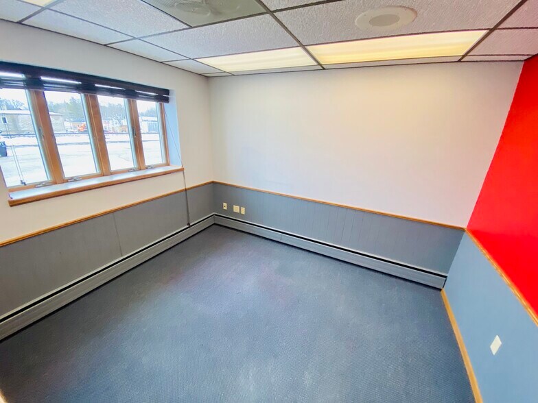 More Photos Of 713 Railroad Ave, Lomira Storefront For Sale