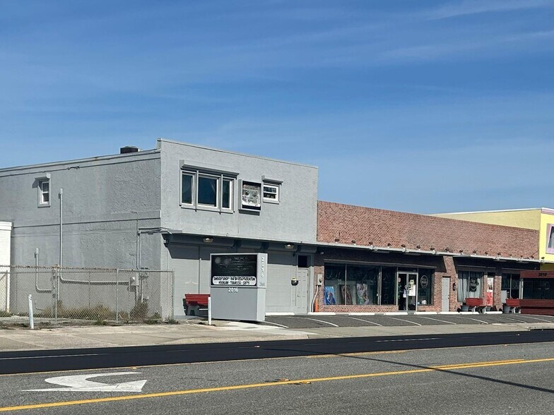 Primary Photo Of 2010 S Atlantic Ave, Daytona Beach Shores General Retail For Sale