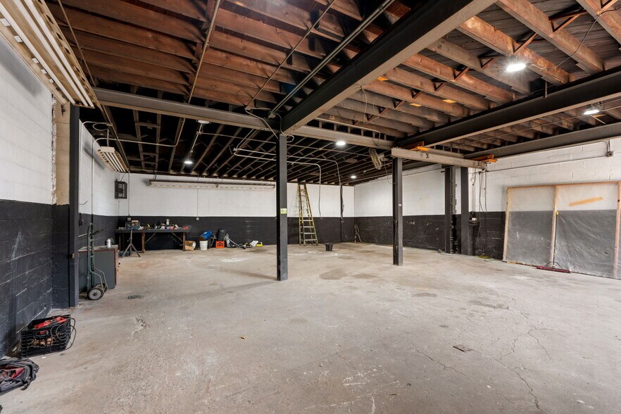 More Photos Of 1947-1949 Richmond Ter, Staten Island Industrial For Sale