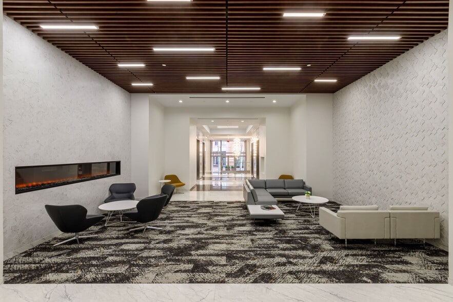 More Photos Of 1725 Duke St, Alexandria Office For Lease