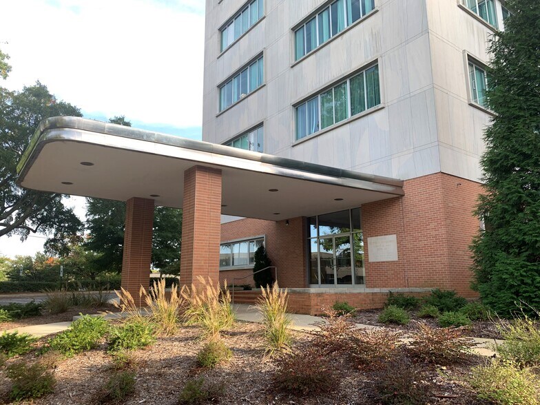 More Photos Of 1001 Wade Ave, Raleigh Medical For Lease
