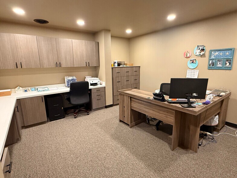 More Photos Of 1415 Selix Grv, Colorado Springs Warehouse For Sale
