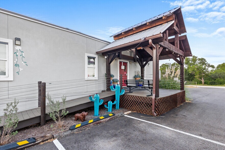 More Photos Of 31300 Ranch Road 12, Dripping Springs Specialty For Sale