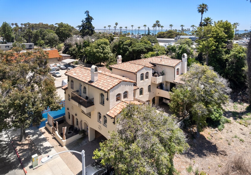 More Photos Of 42 E Thompson Blvd, Ventura Apartments For Sale