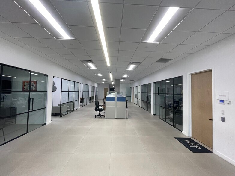 More Photos Of 4302 SW 73rd Ave, Miami Warehouse For Lease