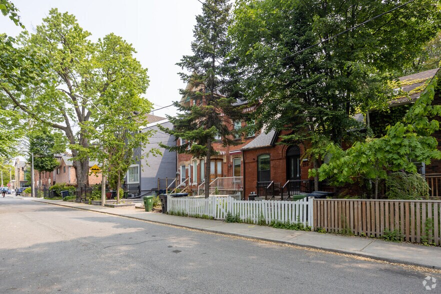 More Photos Of 62-66 Poulett St, Toronto Land For Sale