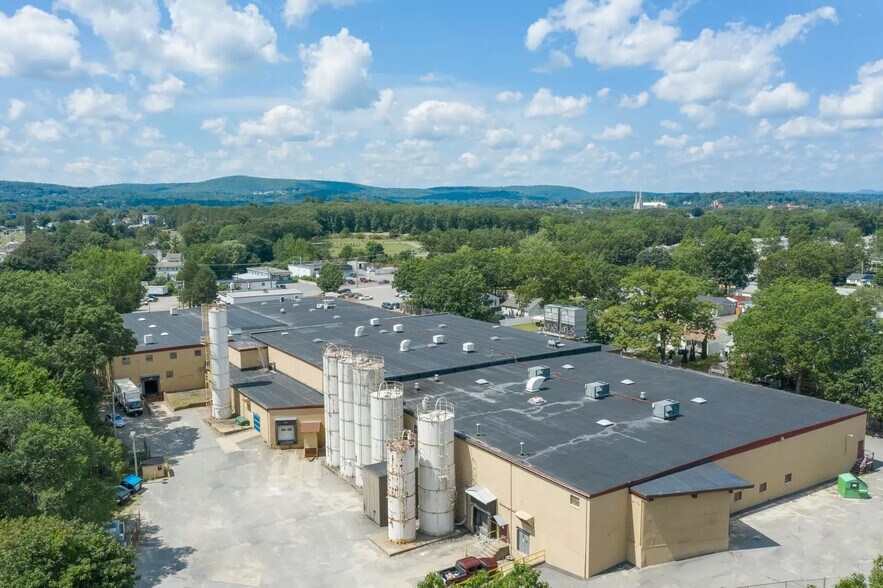 More Photos Of 177 Florence St, Leominster Warehouse For Lease