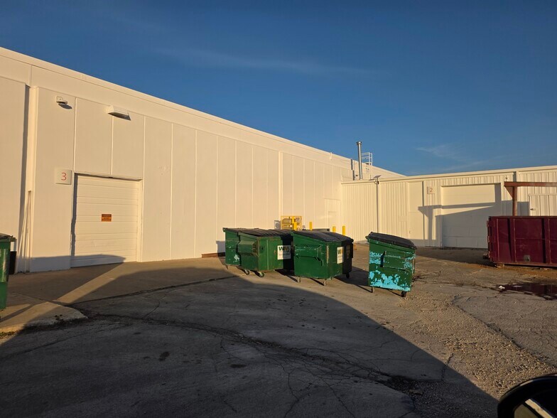 More Photos Of 300 Airport Rd, Ames Warehouse For Sale