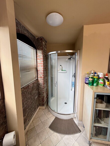 More Photos Of 14099 River Rd, Walnut Grove Warehouse For Sale