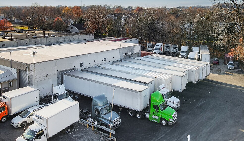 More Photos Of 310-316 Colfax Ave, Clifton Warehouse For Lease