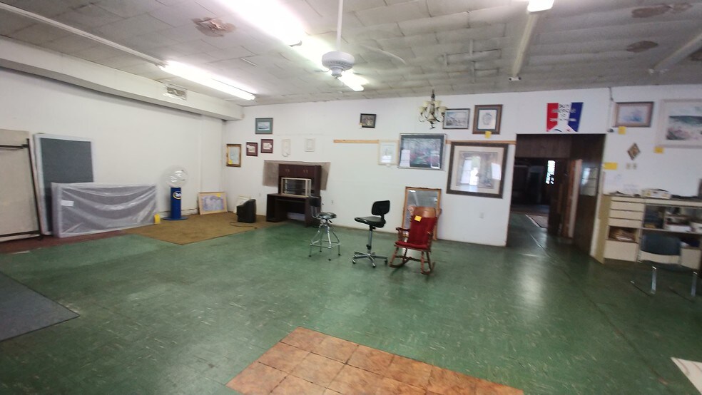 More Photos Of 1724 Bailey Ave, Jackson Freestanding For Lease