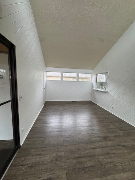 More Photos Of 3200 Sycamore Ct, Columbus Medical For Lease