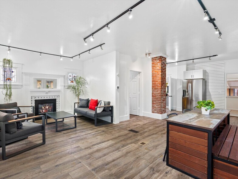 More Photos Of 4735 W 38th Ave, Denver Office For Sale